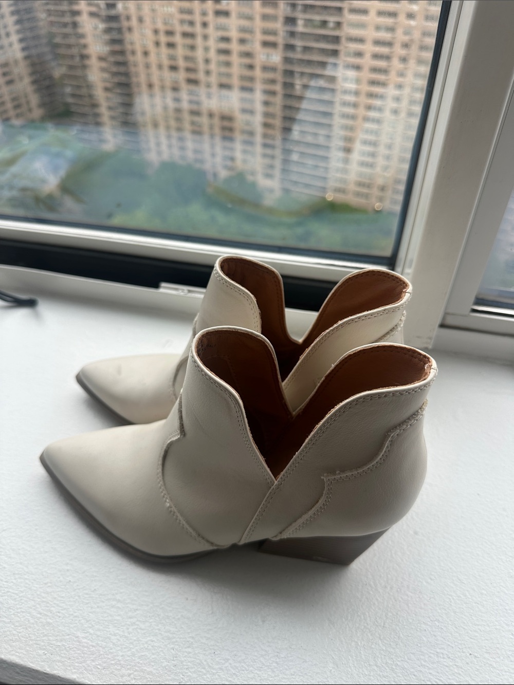Indigo Cream Pointed-Toe Ankle Booties with Curved V-Cut
